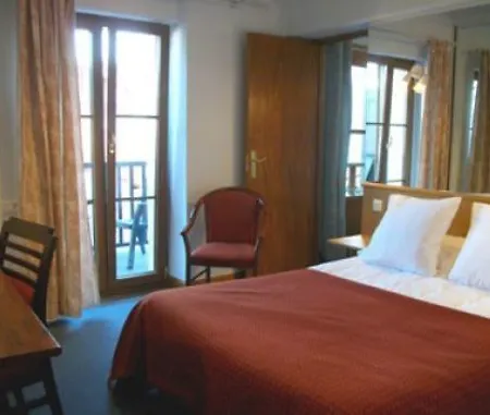 Logis & Restaurant Bergeret Sport 3* Hendaye