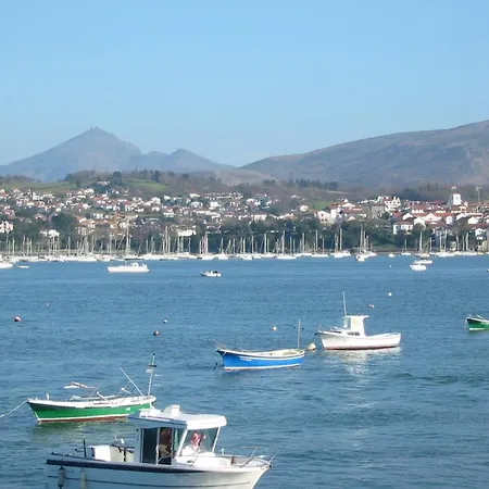 Logis & Restaurant Bergeret Sport Hotel Hendaye