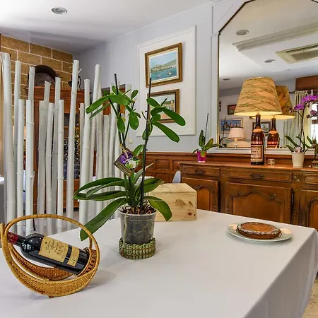 Logis Hotel&restaurant Bergeret Sport Hendaye