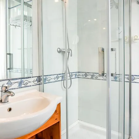 Отель Logis & Restaurant Bergeret Sport 3*