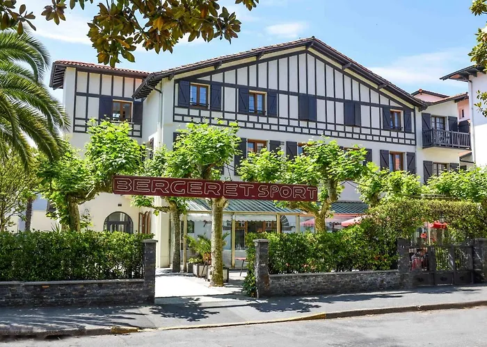Otel Logis & Restaurant Bergeret Sport Hendaye