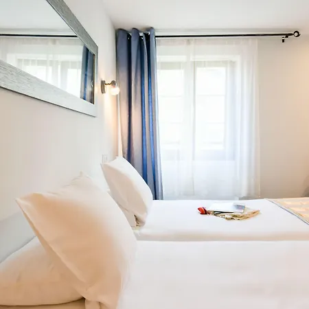 Logis & Restaurant Bergeret Sport 3* Hendaye